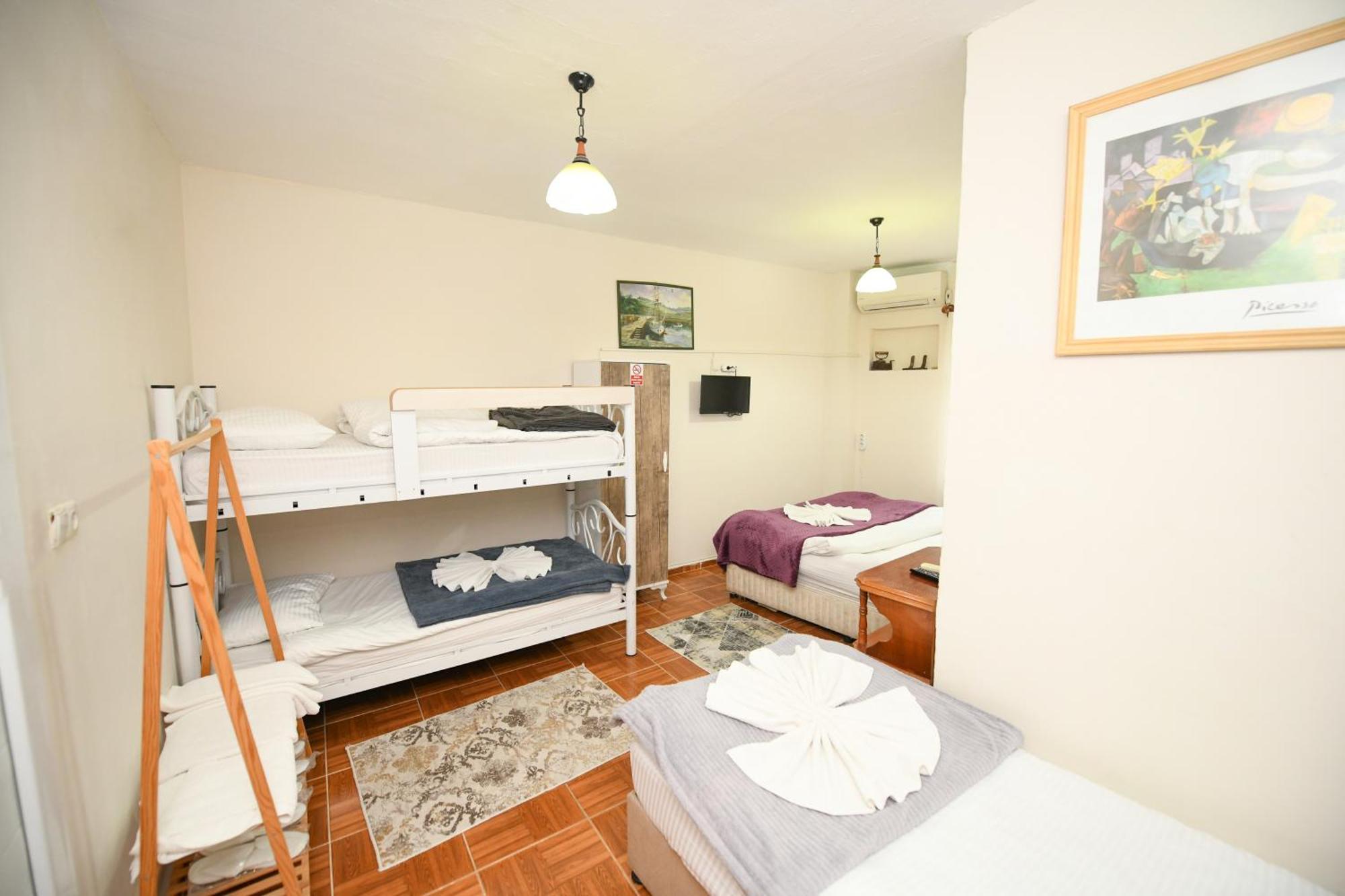 Anz Guest House Pansiyon Selçuk Exterior photo